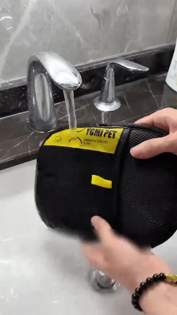 Pet Hair Removal Gloves